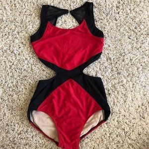 ilo gear dance leotard